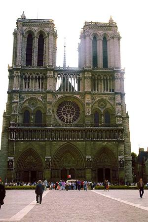 名古屋駅から徒歩5分の快適なビジネスホテル｜東横INN名古屋駅桜通口本館の詳細と魅力